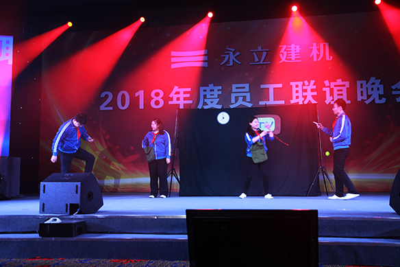 11-債權(quán)管理部-小品《童年》.JPG